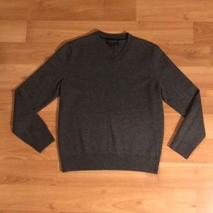 Banana Republic Merino Wool V Neck Sweater